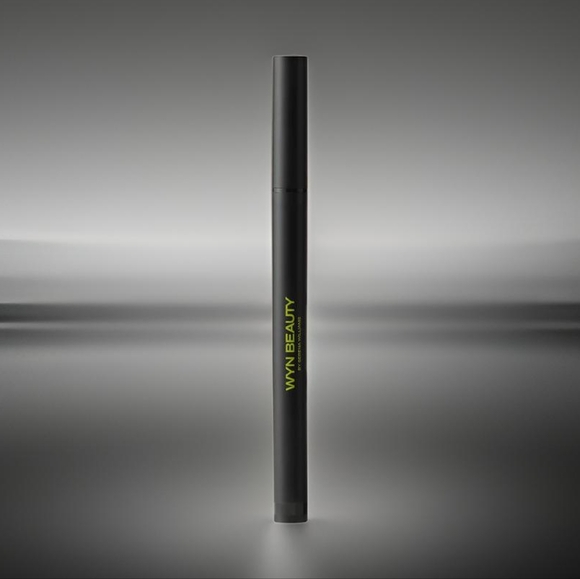 NEW WYN Beauty Glideline Waterproof Liquid Eyeliner - Focus Black - Picture 1 of 7